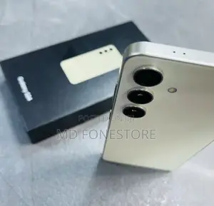 New Samsung Galaxy S24 256 GB Gold