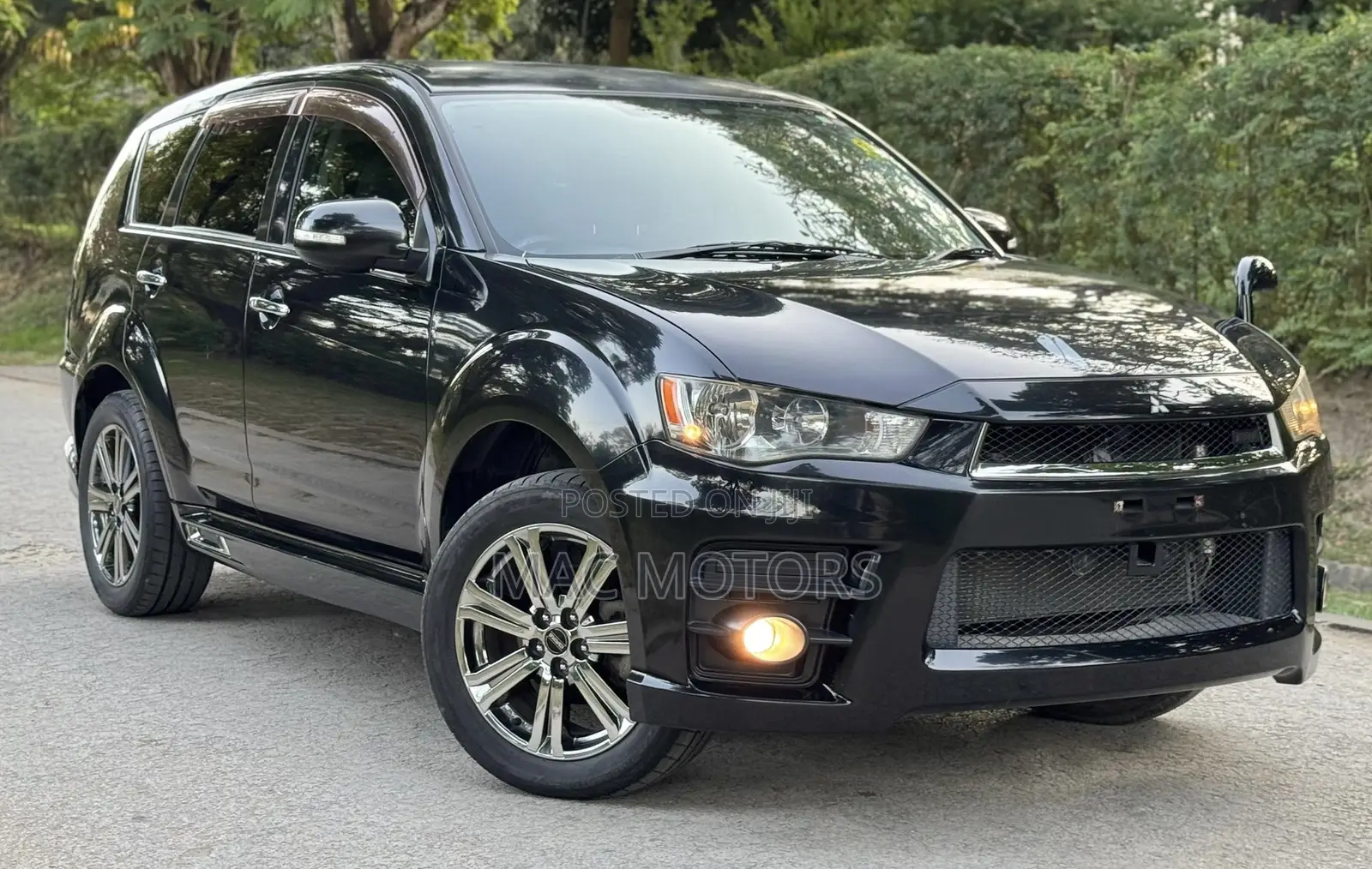 Mitsubishi Outlander 2010 Black