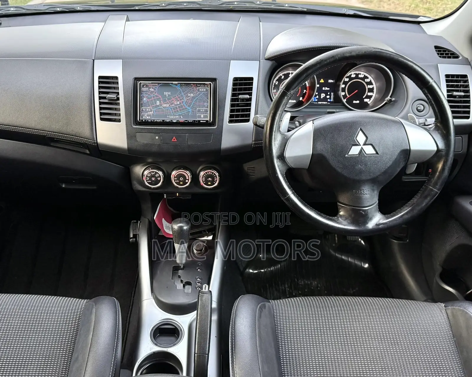 Mitsubishi Outlander 2010 Black