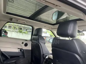 Land Rover Range Rover Sport HSE 4dr SUV 4WD (3.0L 6cyl S/C 8A) 2015