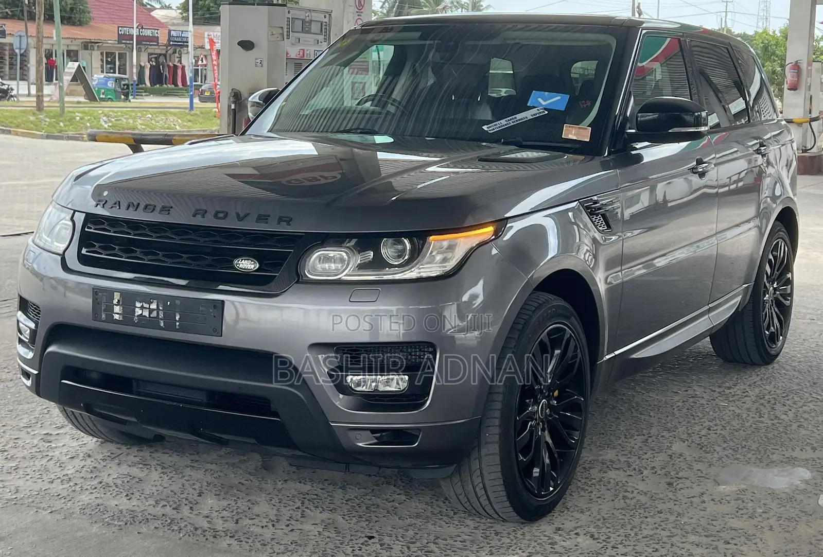 Land Rover Range Rover Sport HSE 4dr SUV 4WD (3.0L 6cyl S/C 8A) 2015