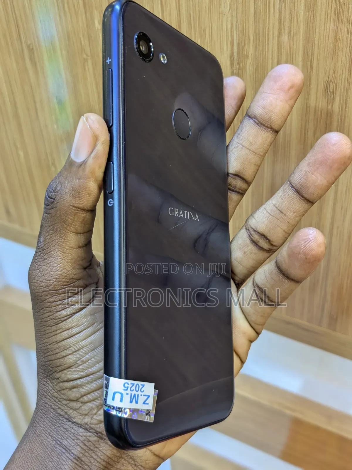 Kyocera Gratina KYV48 32 GB Black