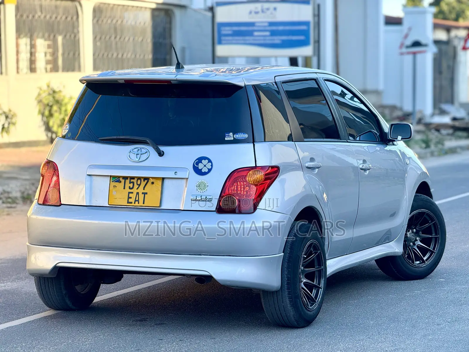 Toyota IST 2003 Silver