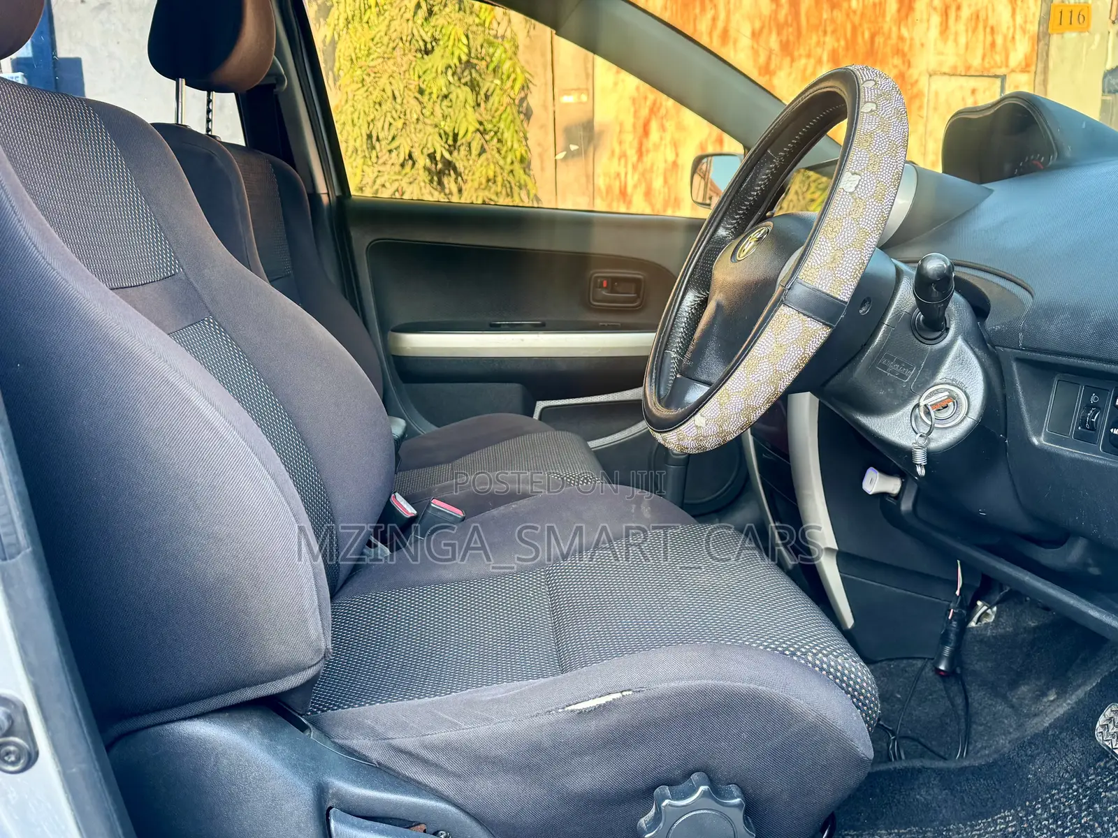 Toyota IST 2003 Silver