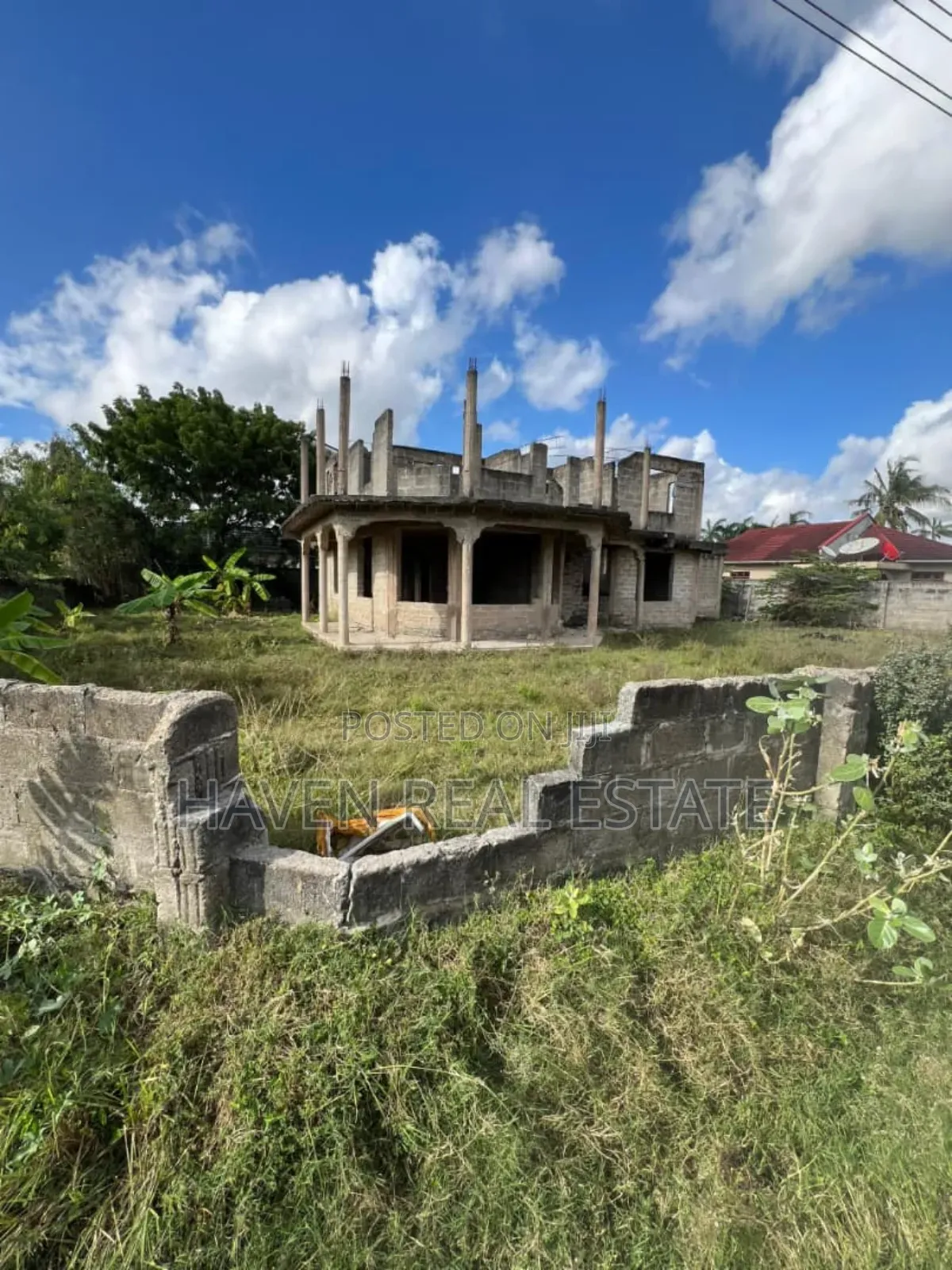 6bdrm House in Kunduchi for sale