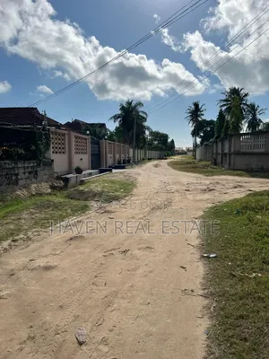 6bdrm House in Kunduchi for sale
