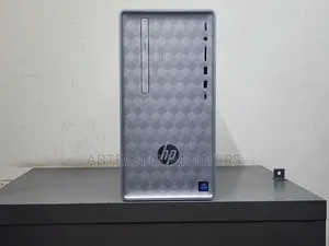 Desktop Computer HP Pavilion 590 8GB Intel Core i5 SSD 256GB