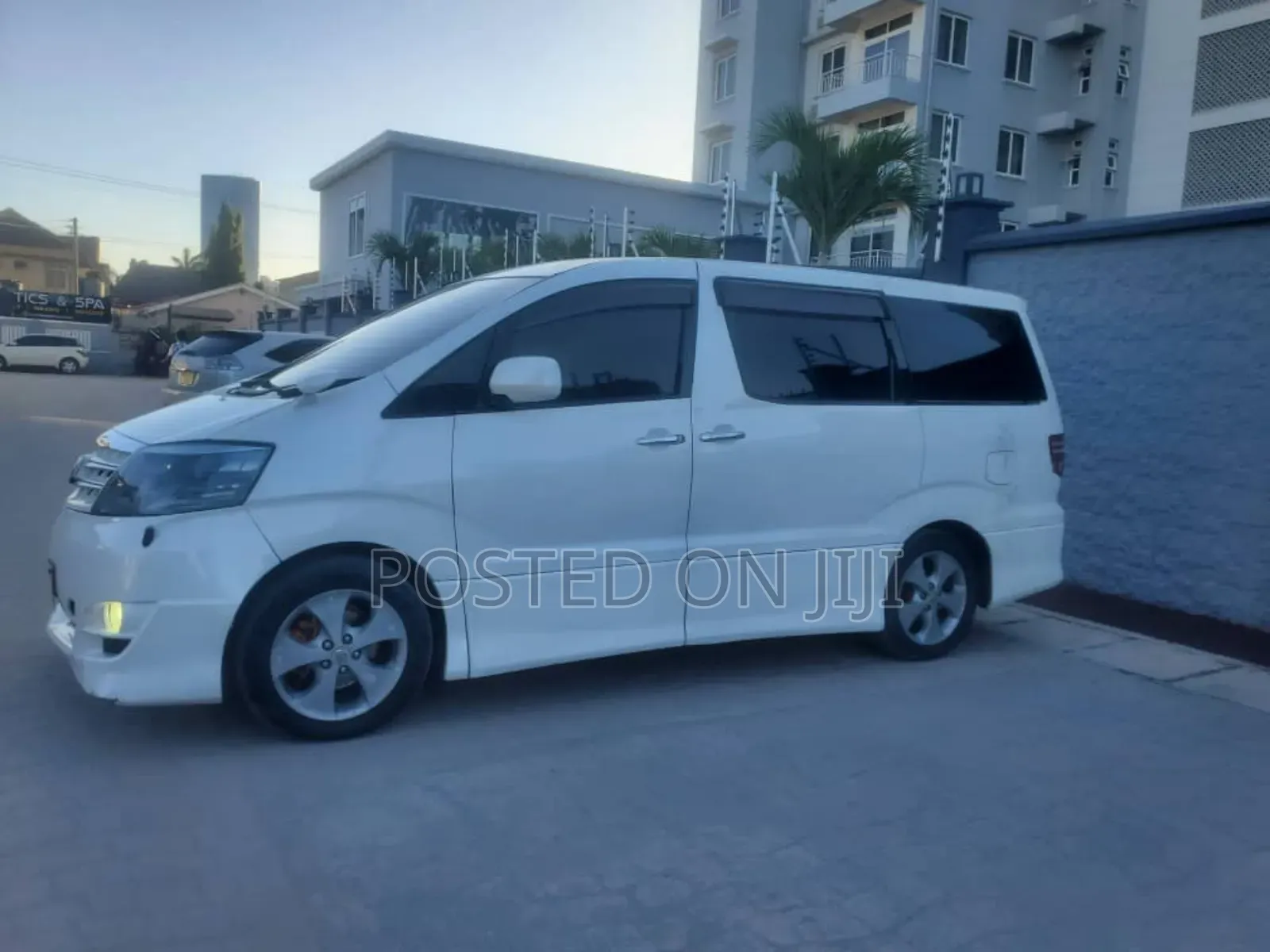 Toyota Alphard 2006 White