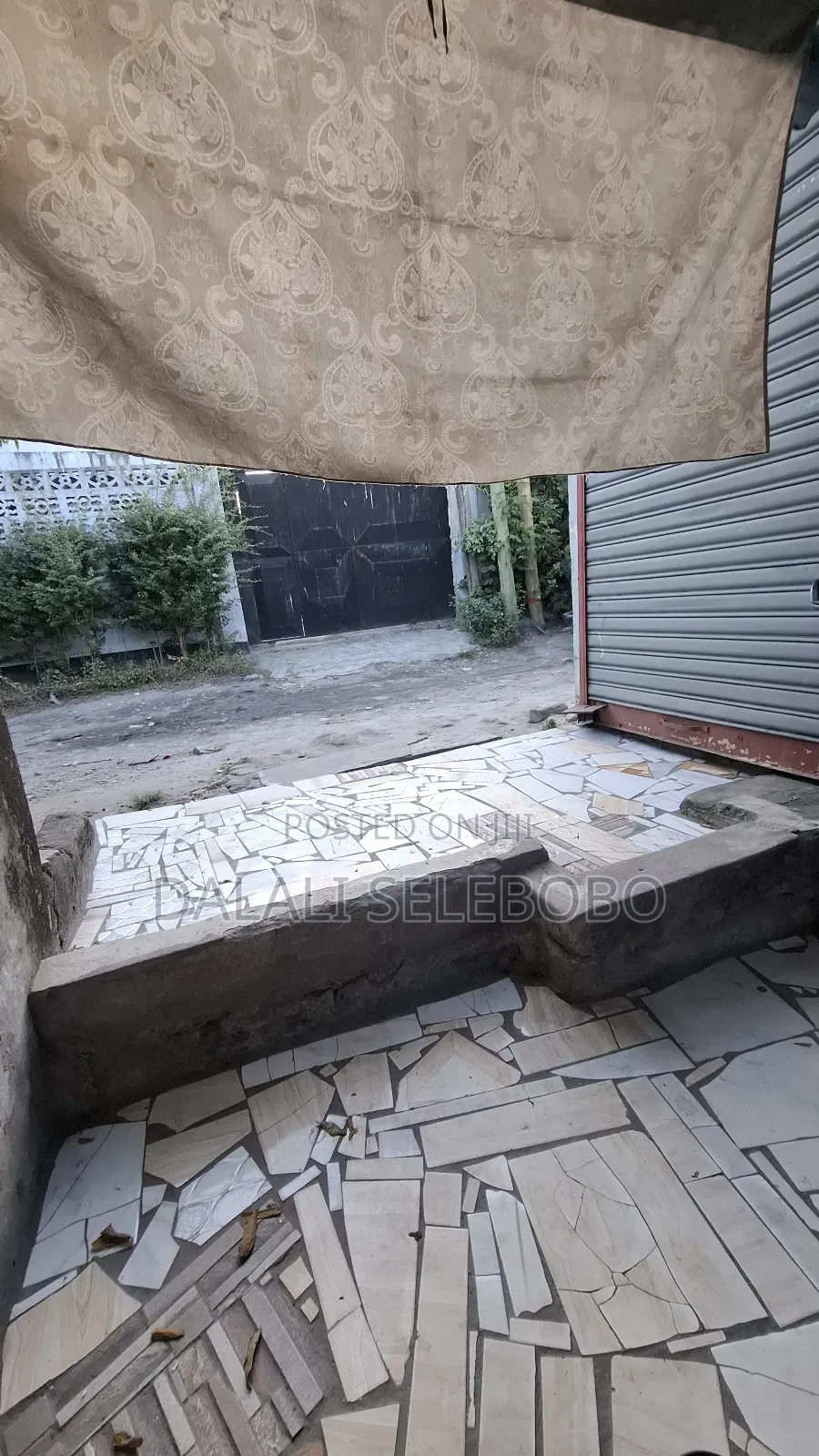 8bdrm Bungalow in Sinza Kumekucha for sale