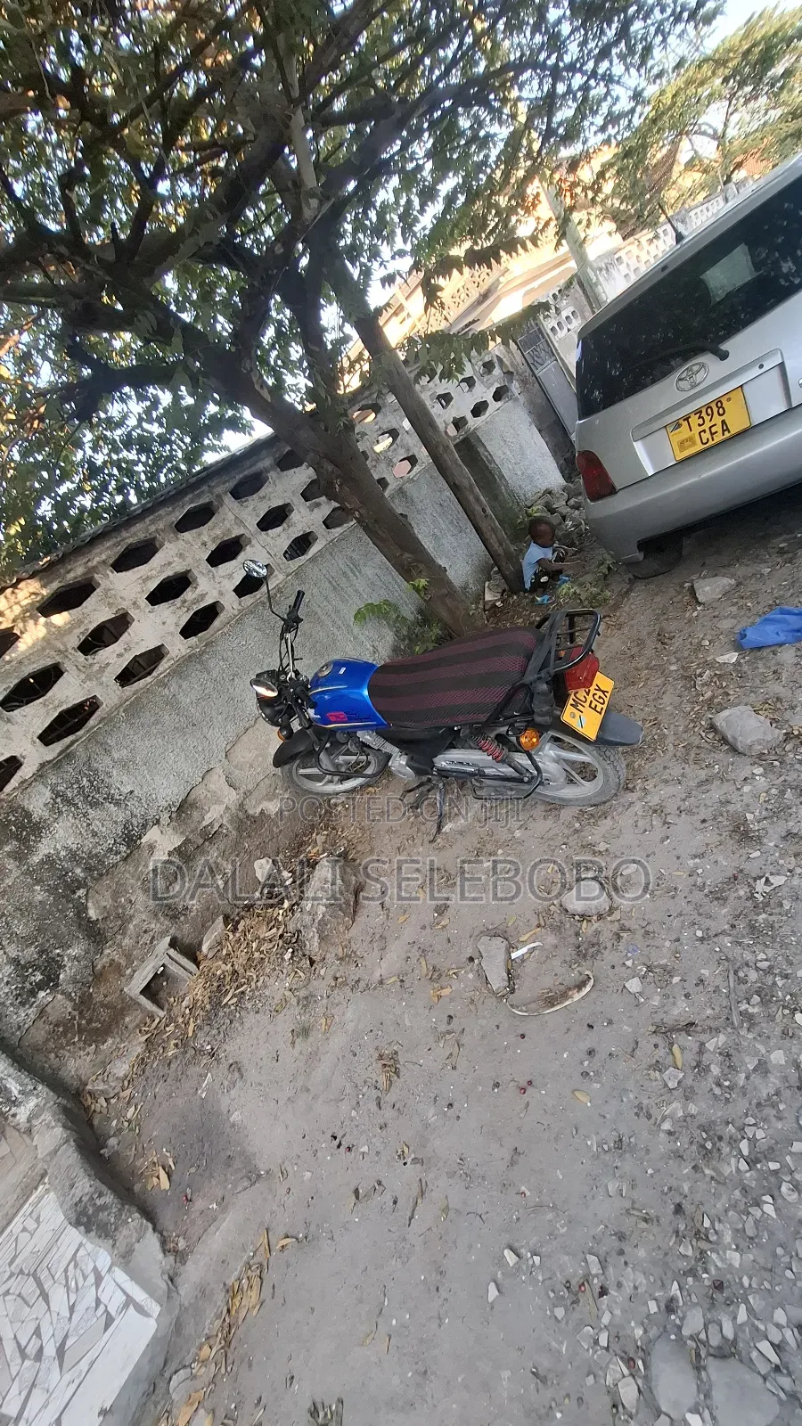 8bdrm Bungalow in Sinza Kumekucha for sale