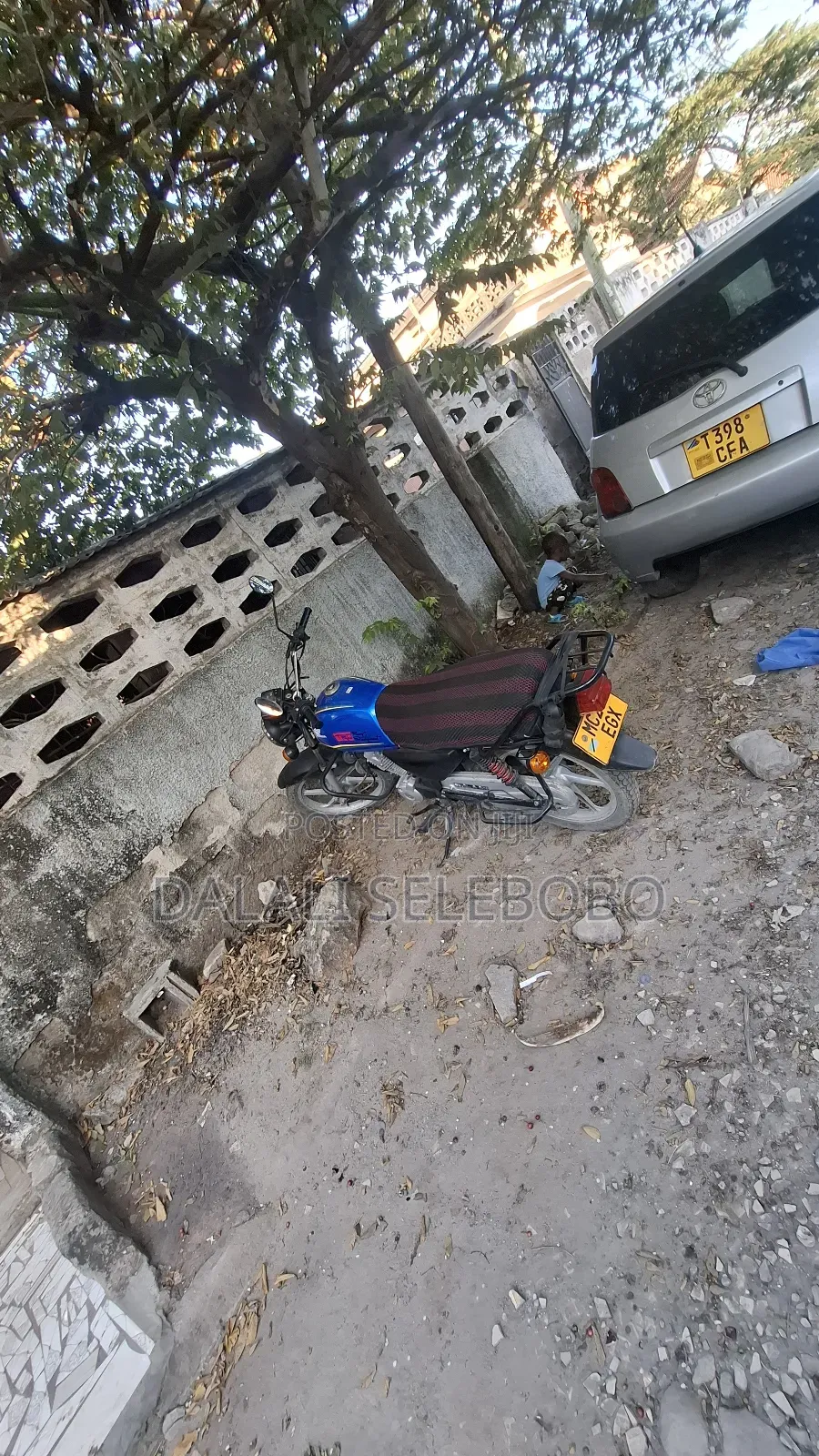 8bdrm Bungalow in Sinza Kumekucha for sale