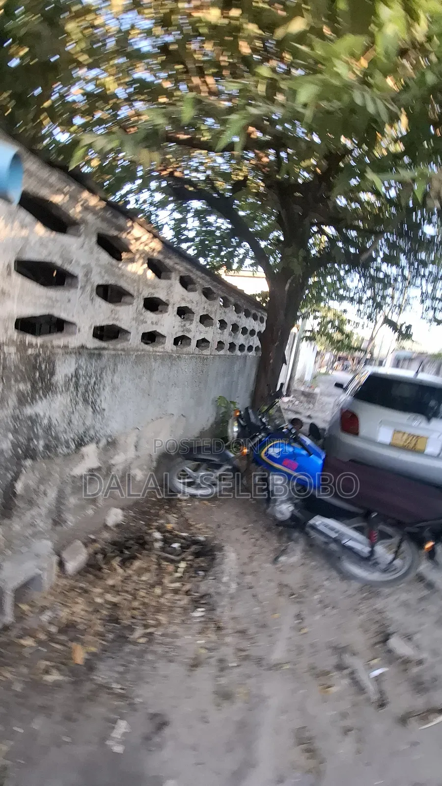 8bdrm Bungalow in Sinza Kumekucha for sale