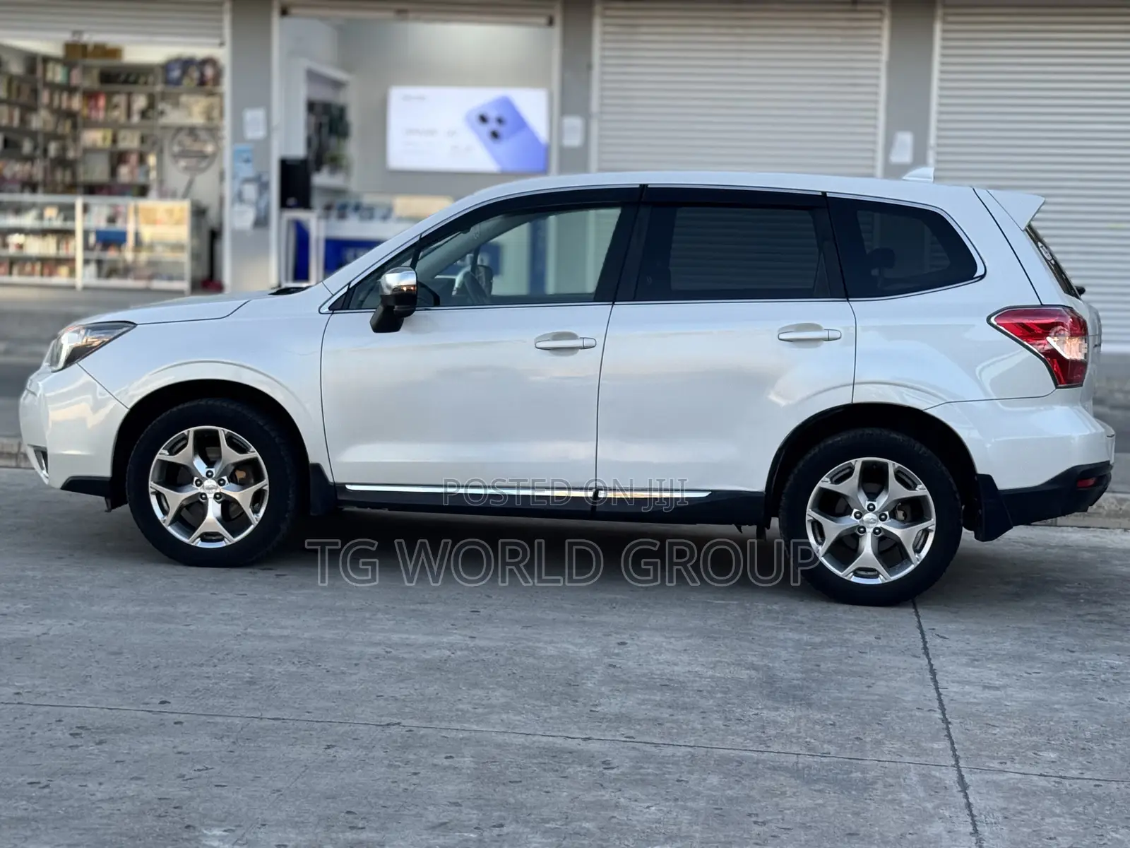 Subaru Forester 2.0XT Premium 4dr SUV AWD (2.0L 4cyl Turbo CVT) 2015