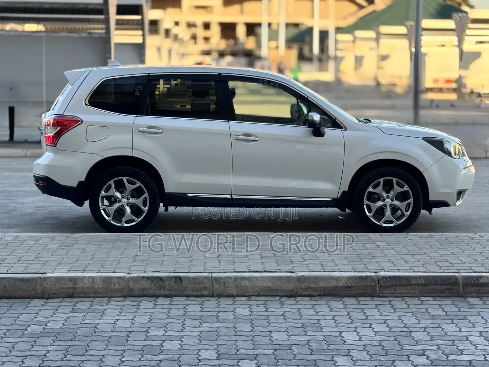 Subaru Forester 2.0XT Premium 4dr SUV AWD (2.0L 4cyl Turbo CVT) 2015