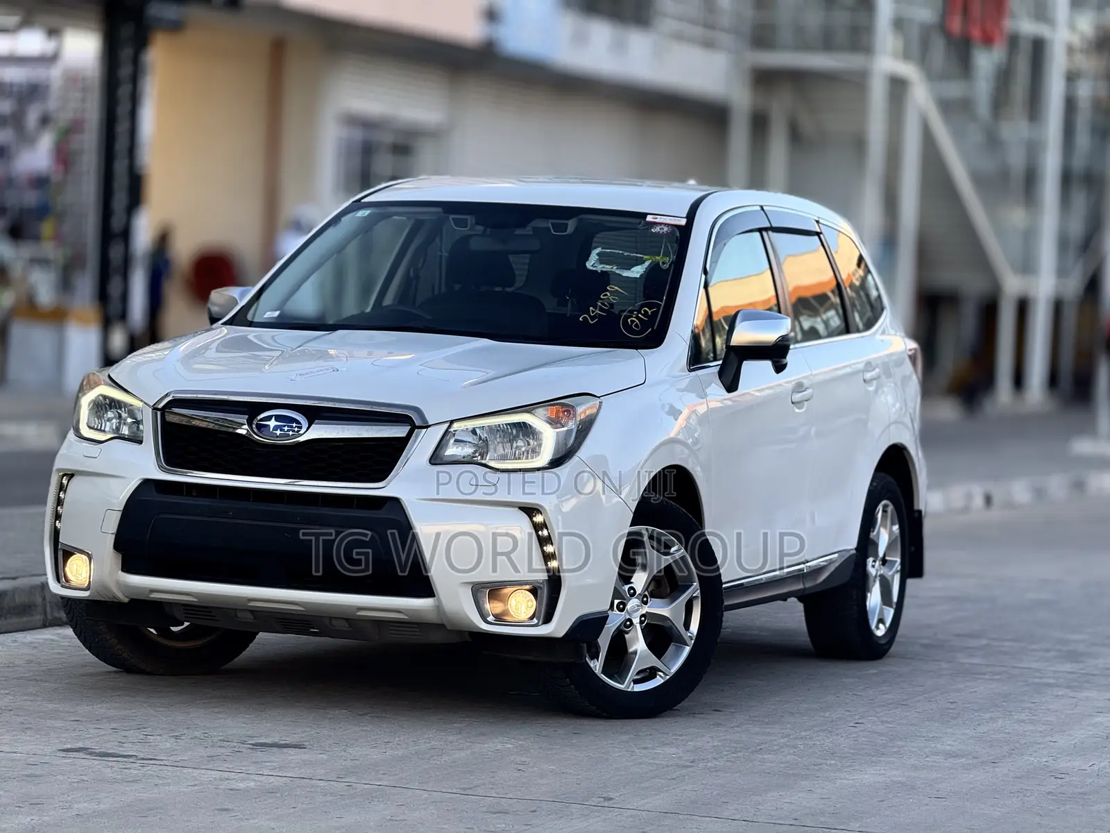 Subaru Forester 2.0XT Premium 4dr SUV AWD (2.0L 4cyl Turbo CVT) 2015