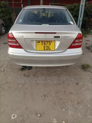 Mercedes-Benz C-Class 2015 Silver