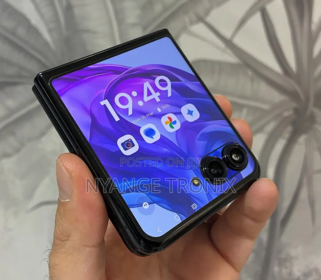 Motorola Razr 50 Ultra 256 GB Black