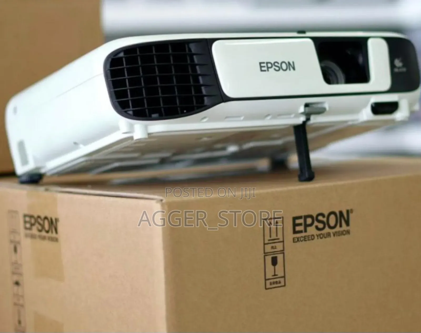 Epson Projectors S04 Brand New for sale - agger_store Price: TSh ...