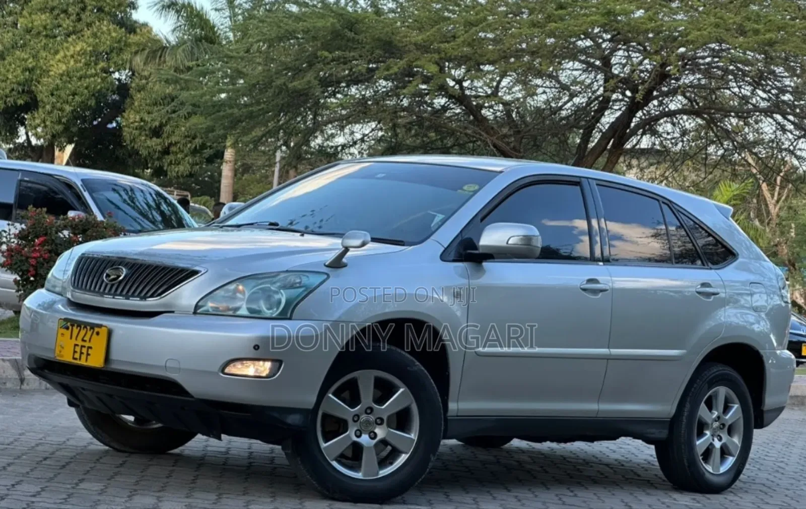 Toyota Harrier 2008 Silver