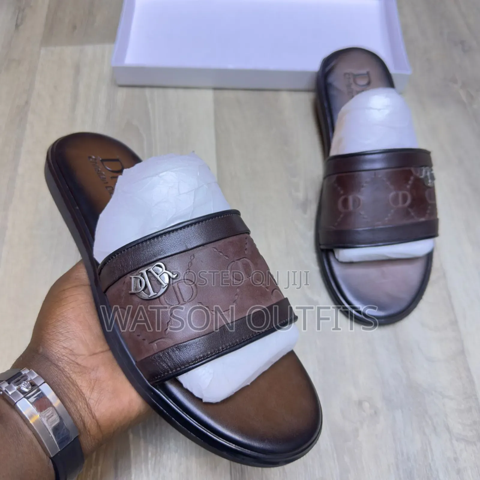 Men's Sandals or Sendo Originally Tough Supportive and Giving Comfort