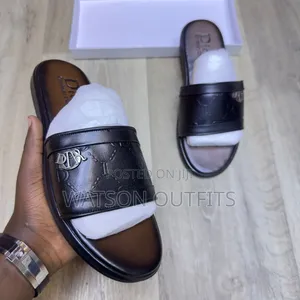 Men's Sandals or Sendo Originally Tough Supportive and Giving Comfort