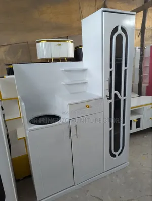 Kitchen Cabinets Ya Mtungi Wa Ges We'll Desgned