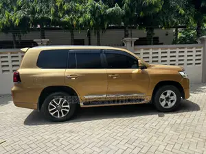Toyota Land Cruiser 2009 Gold