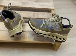 Qc Sneakers