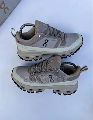 Qc Waterproof Sneakers