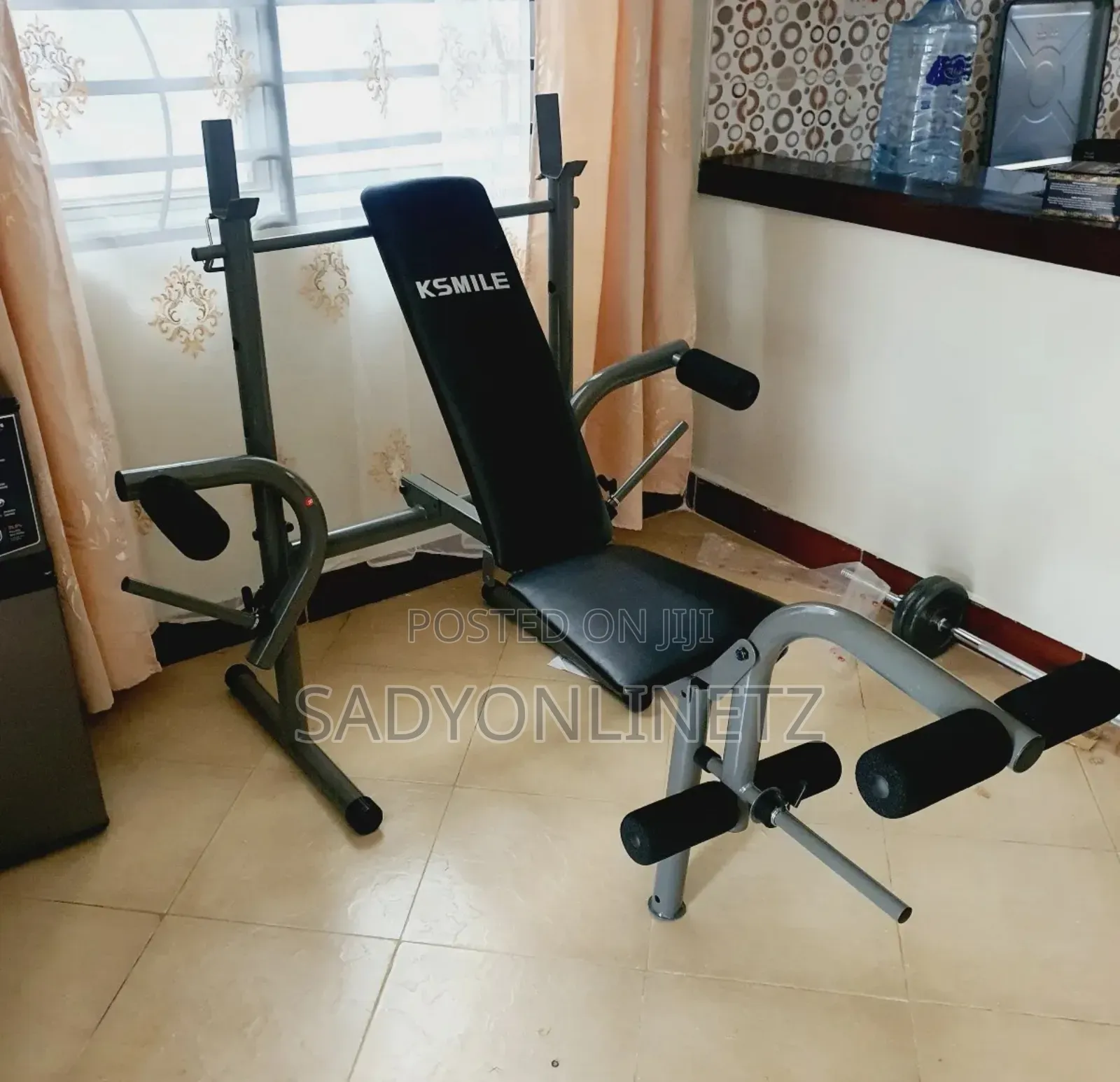 Adjustable Weight Lifting Bench