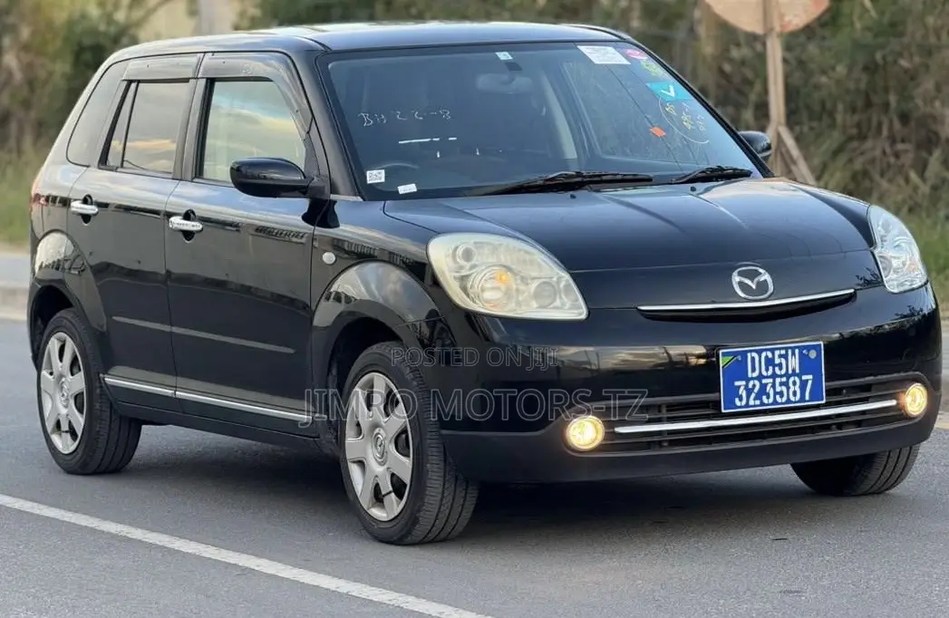 Mazda Verisa 2009 Black