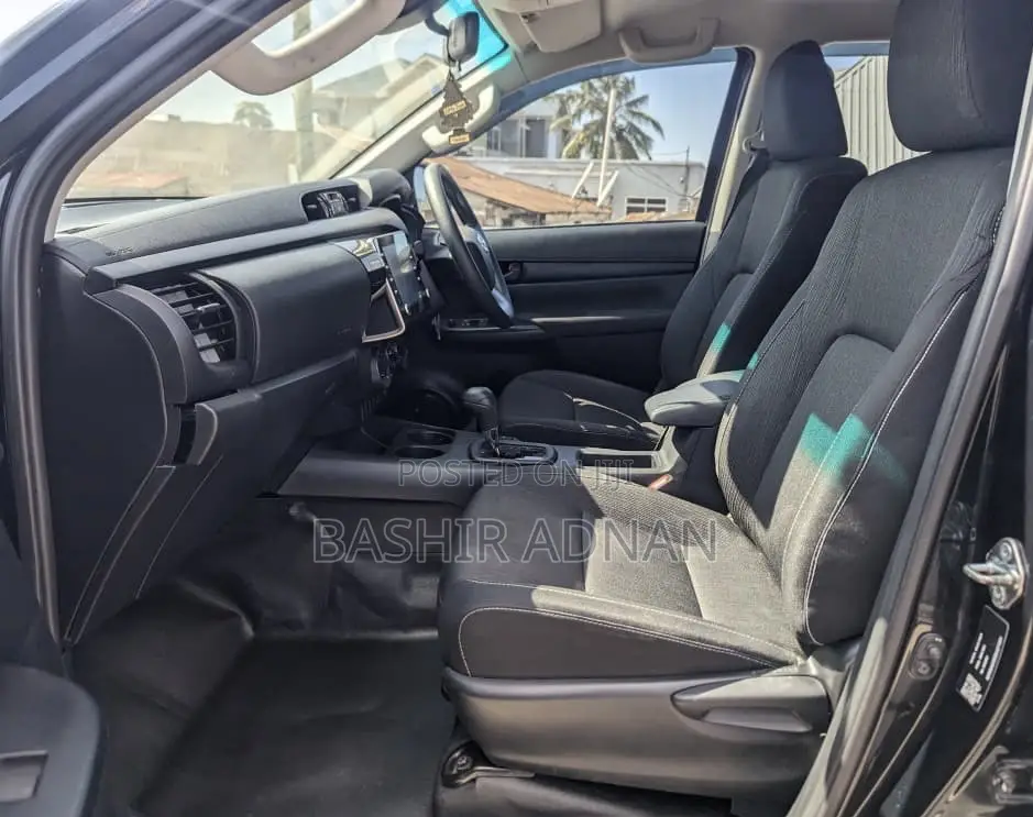 Toyota Hilux Revo Double Cab Deisel 2.8 RWD 2022 Black