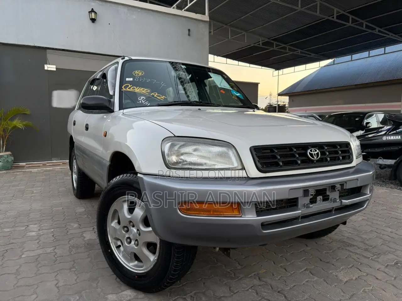 Toyota RAV4 1996 Pearl