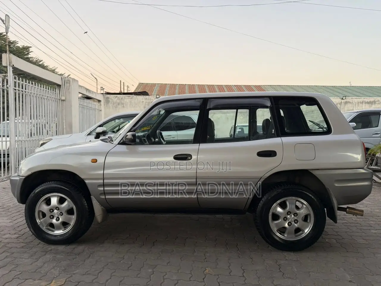 Toyota RAV4 1996 Pearl