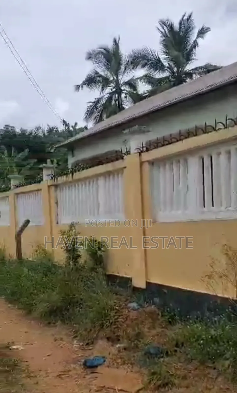 Furnished 10bdrm House in Mbezi for sale