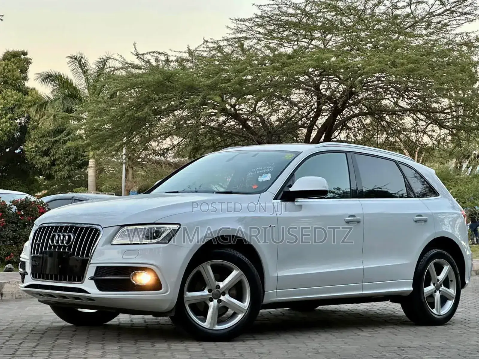 Audi Q5 2.0T Premium quattro 4dr SUV AWD (2.0L 4cyl Turbo 8A) 2015