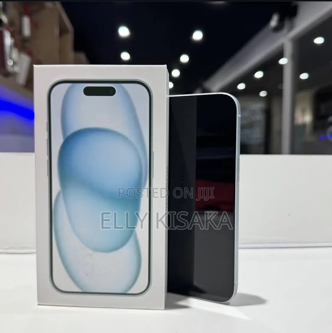 New Apple iPhone 15 256 GB White