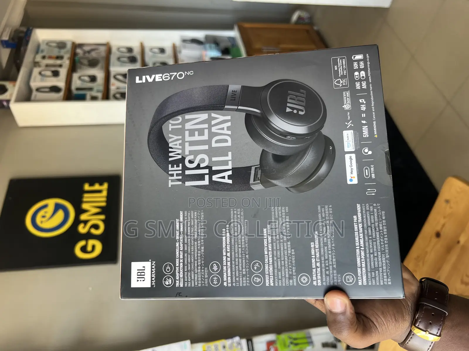 JBL Live 670nc - Wireless on-Ear Headphones