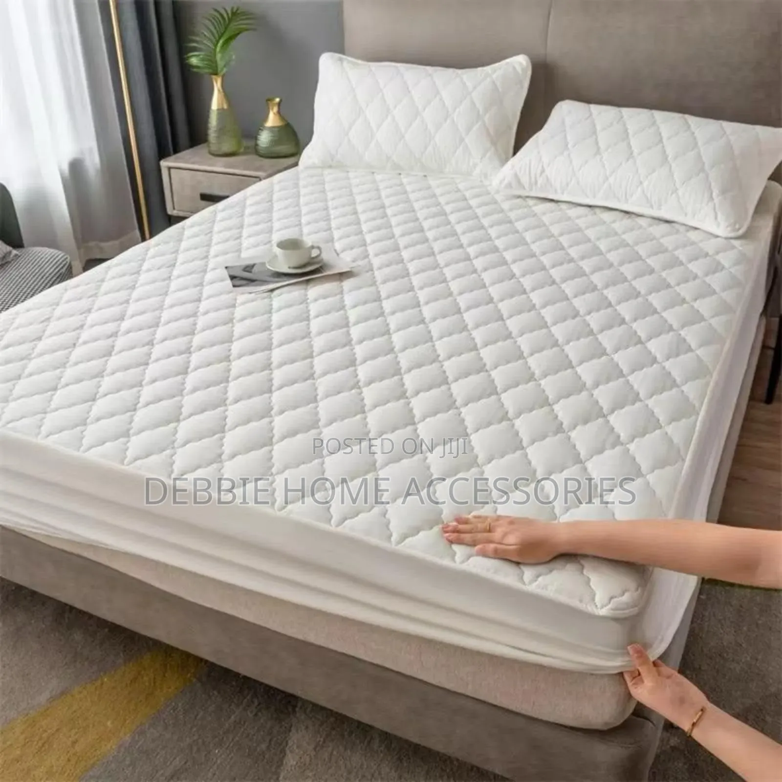 Waterproof Bed Cover With 2 Waterproof Pillow Cover