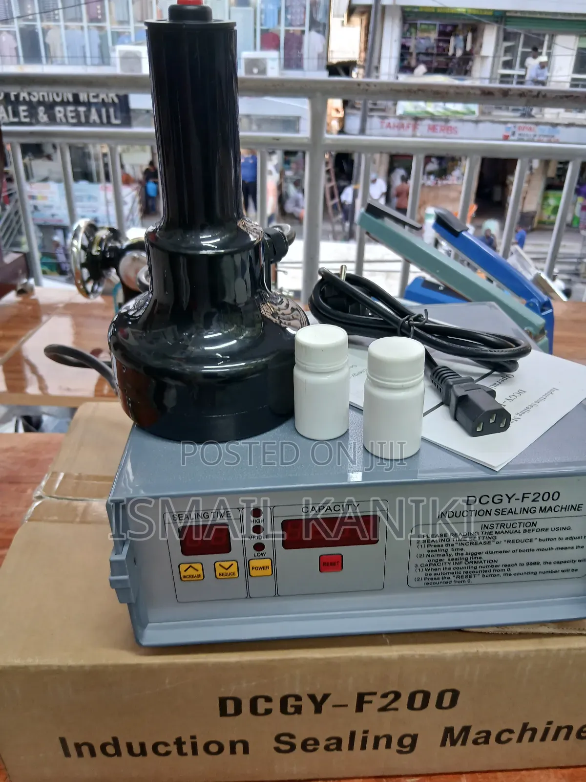 Induction Sealer Machine