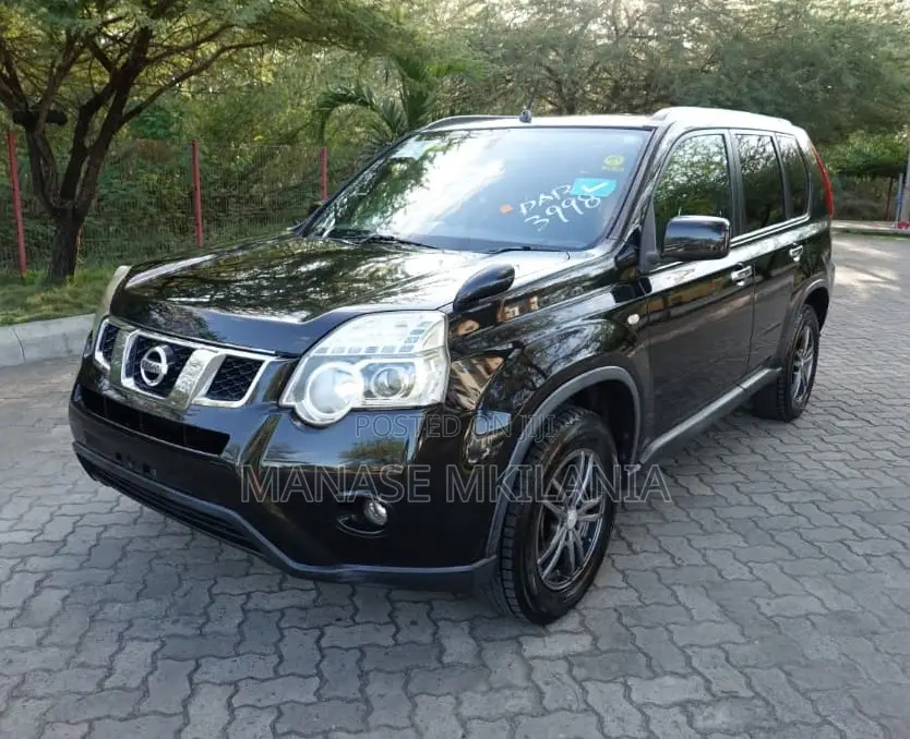 Nissan X-Trail 2010 Black