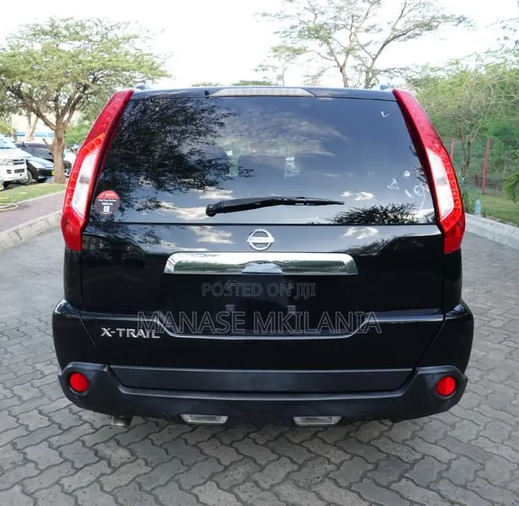 Nissan X-Trail 2010 Black