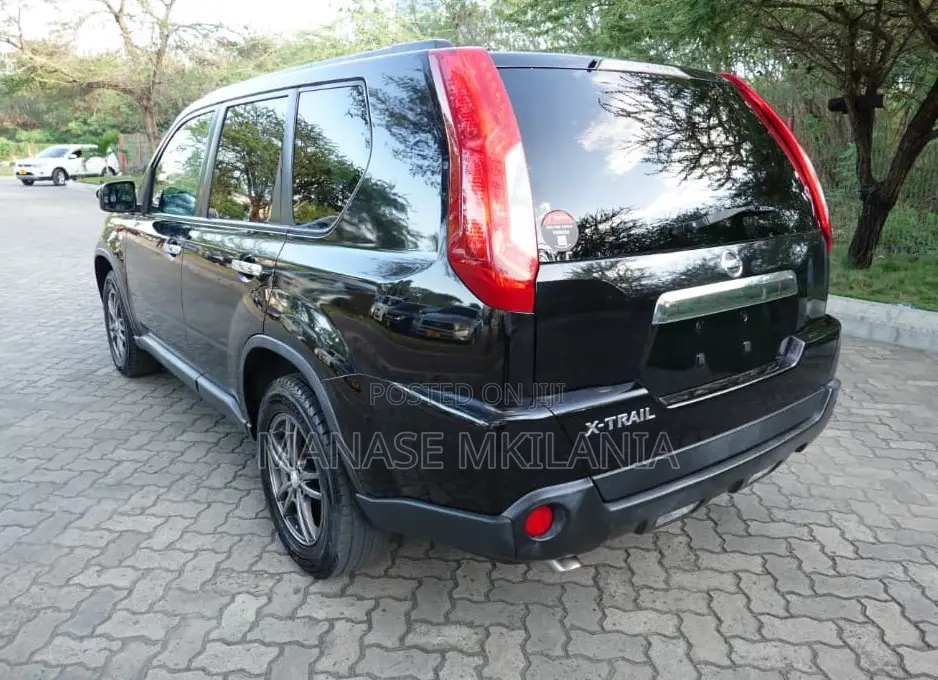 Nissan X-Trail 2010 Black
