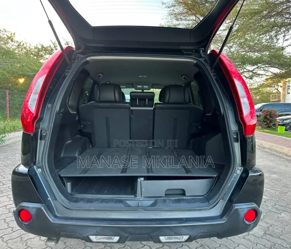 Nissan X-Trail 2010 Black