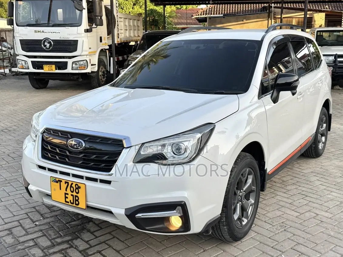 Subaru Forester 2017 White