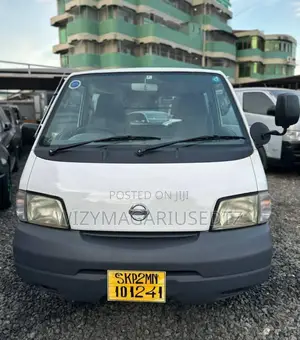 Nissan Vanette 2011 White