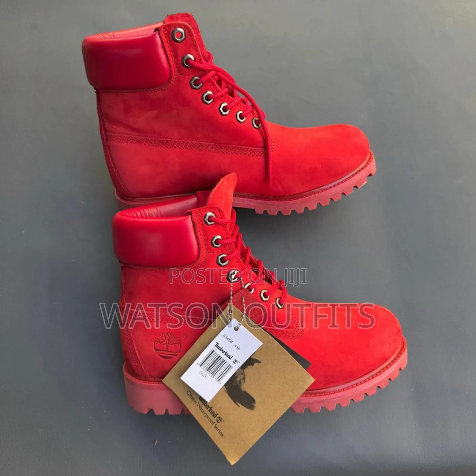 Men's Boots or Shoes or Footwears With Unique and Exceptional Colour