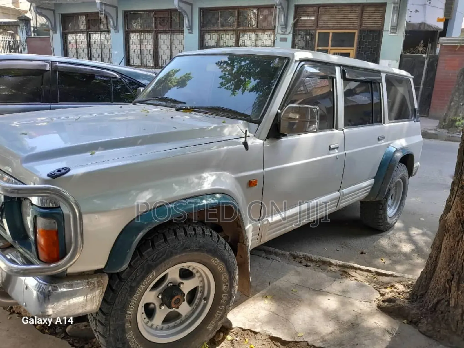 Nissan Patrol 2002 Silver