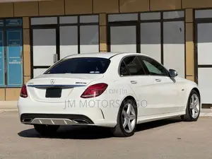 Mercedes-Benz C200 2015 White