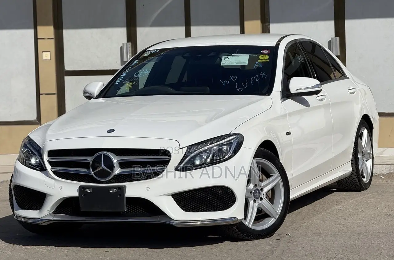 Mercedes-Benz C200 2015 White